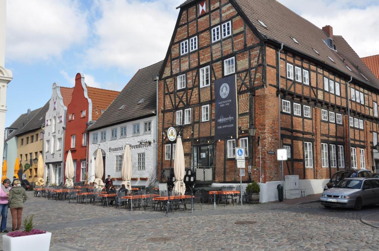 Emilias Hues, Reethaus In Der Bucht Von Wismar ツィロー エクステリア 写真